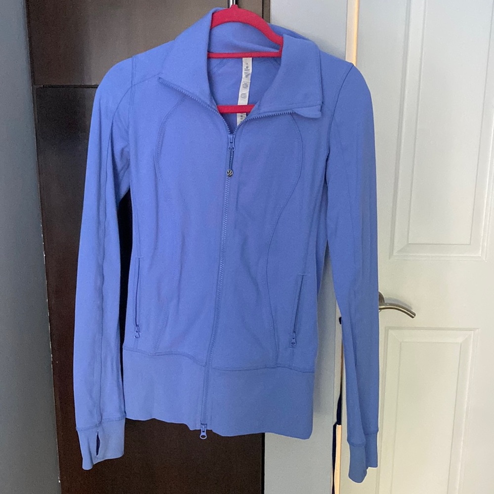 Lululemon periwinkle jacket size 4
